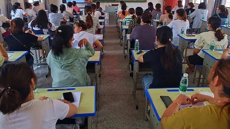 自考英语二历年真题：揭秘备考攻略与技巧