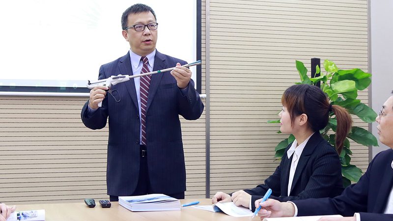 加盟机构的资质是选择加盟时的重要考量因素。以下是一些需要关注的资质：
